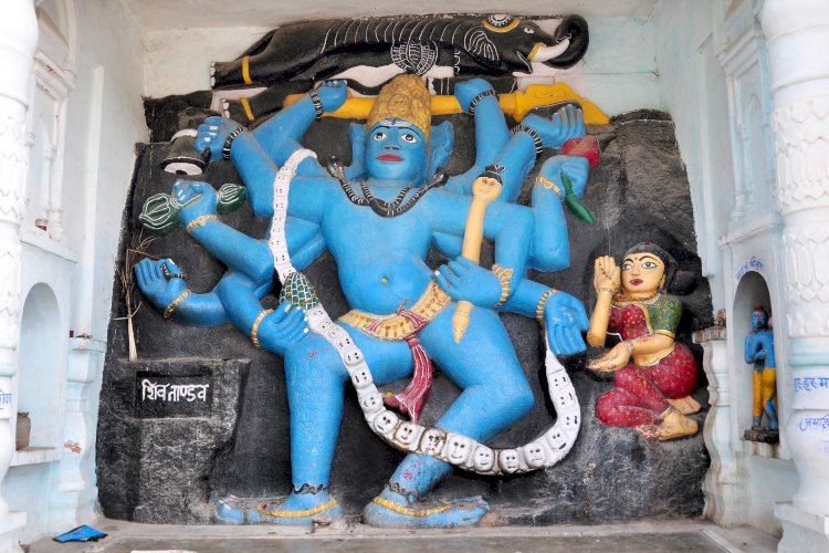 गोखारगिरि पर विराजे शिव तांडव करते दुख दूर