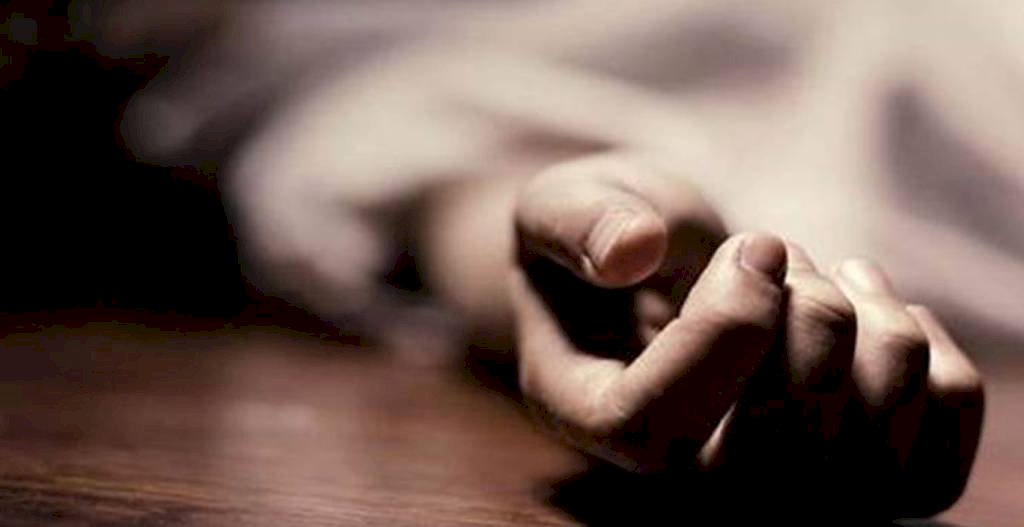 वृद्ध ने तमंचे से खुद को क्यों मार ली गोली