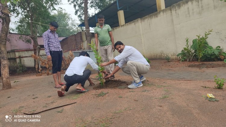 जीवन बचाओ वृक्ष लगाओ