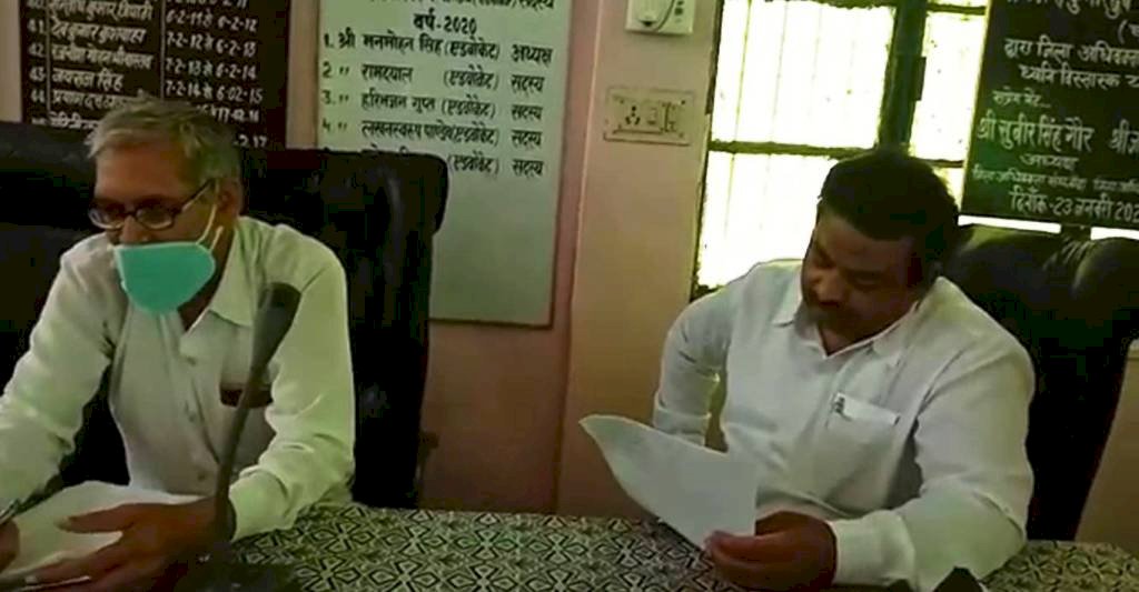 गिरफ्तारी या चाजर्शीट से पहले नहीं खत्म होगी वकीलों की हड़ताल