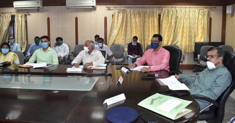 आॅक्सीजन की आपूर्ति के लिए प्लान्ट का कार्य प्राथमिकता पर प्रारम्भ करायें : प्रमुख सचिव