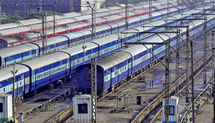 ललितपुर-खजुराहो सेक्शन पर ट्रेनें अब 110 किमी प्रति घंटे की रफ़्तार से दौड़ेंगी