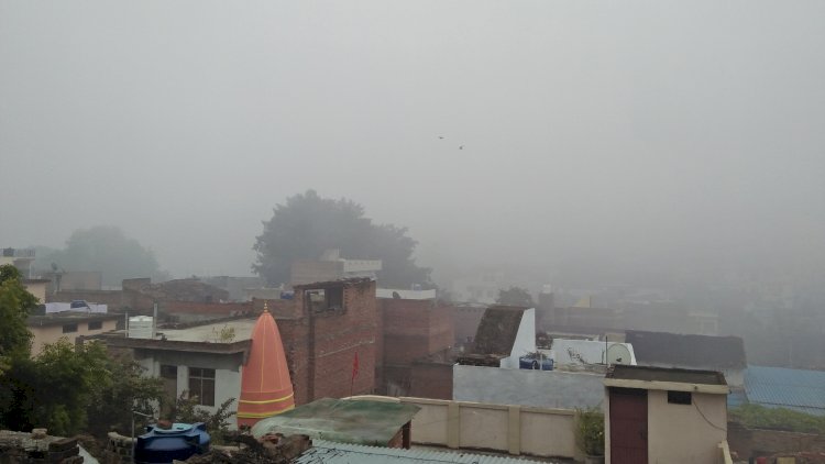 हमीरपुर : पारा फिर नीचे लुढ़का, गलन भरी ठंड से लोग घरों में दुबके