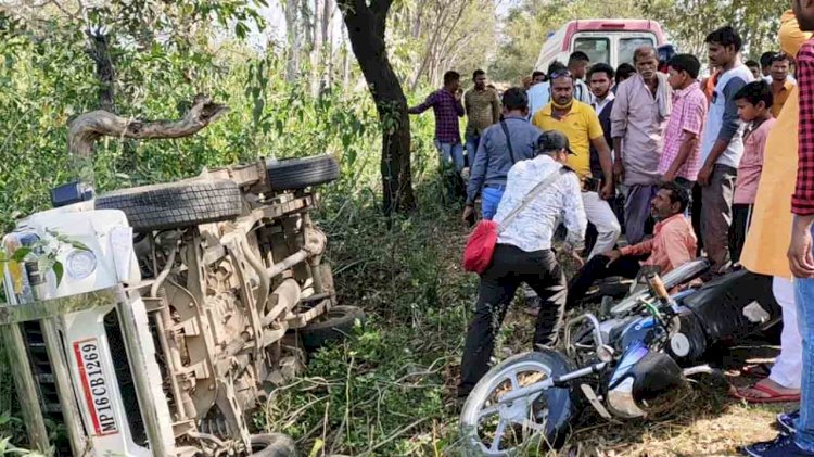 दुर्घटना के बाद 9 श्रद्धालु तड़प रहे थे, एंबुलेंस वालों ने कहा आदेश दिलाओ तब ले जाएंगे अस्पताल