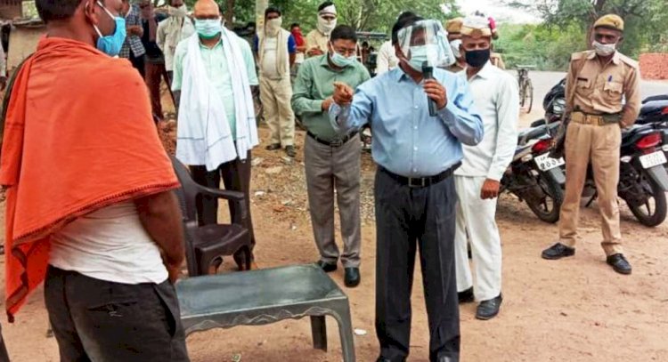 चित्रकूट : कमिश्नर ने निरीक्षण कर बेड बढ़ाने का दिया निर्देश