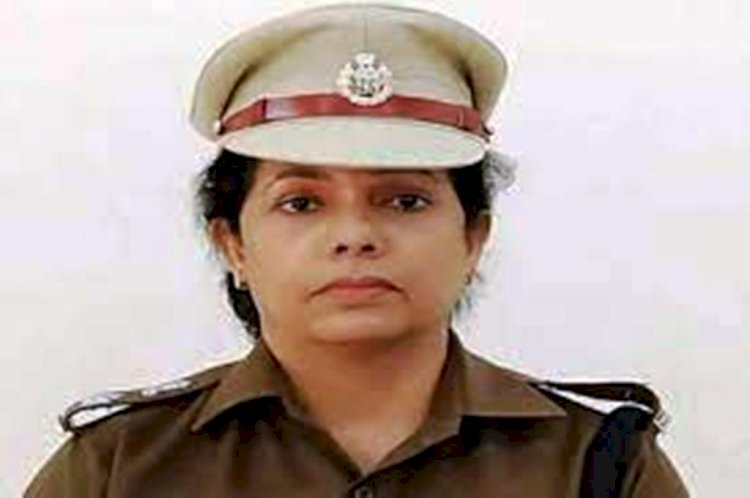 महोबा और झांसी के पुलिस कप्तान का तबादला, सुधा सिंह महोबा एसपी