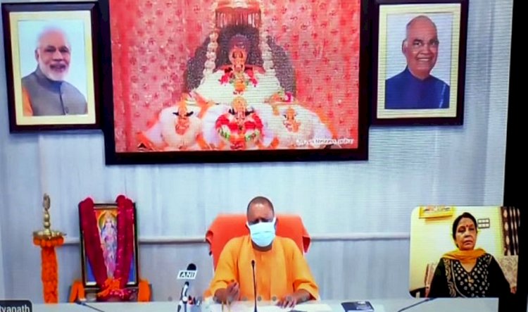 कोरोना महामारी में श्रमिकों के कारण ही 27 राज्यों को भेजा सेनिटाइजर : मुख्यमंत्री योगी आदित्यनाथ