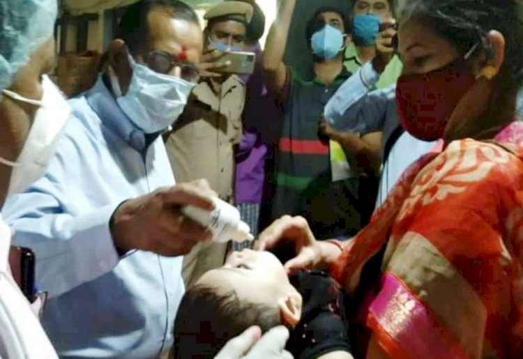 कोरोना की तीसरी लहर से बचाव को, 450 बच्चों का आयुर्वेदिक टीकाकरण