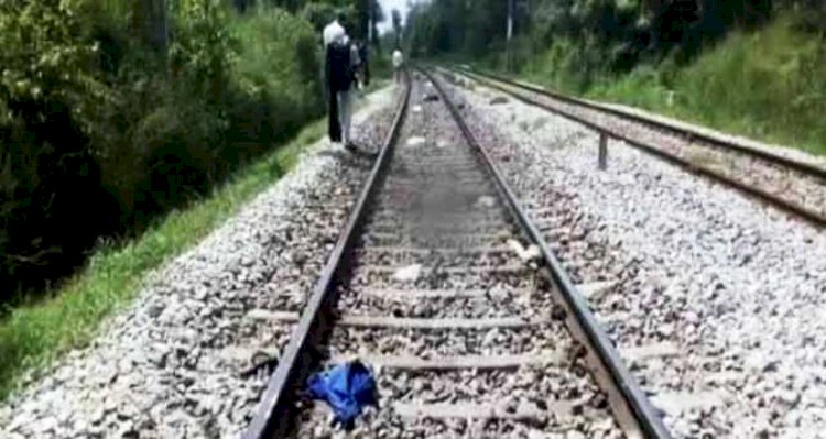 खजुराहो रेलवे ट्रैक पर अज्ञात युवक का शव मिलने से मचा हड़कंप