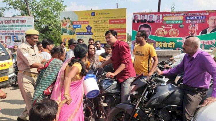 पानी के लिए महिलाएं सड़क पर उतरी, लगाया जाम, पुलिस हुई नोकझोंक