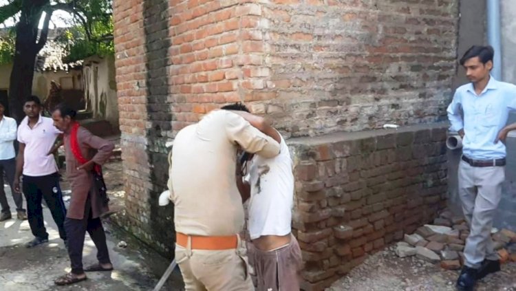 हमीरपुर : कैम्प में शराबी ने काटा हंगामा, अभियंता व सुरक्षा गार्ड को पीटा