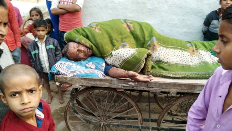 हमीरपुर : मंदिर में पूजा के दौरान हंसी मजाक पर पुजारी बाबा ने हलवाई का पैर काटा