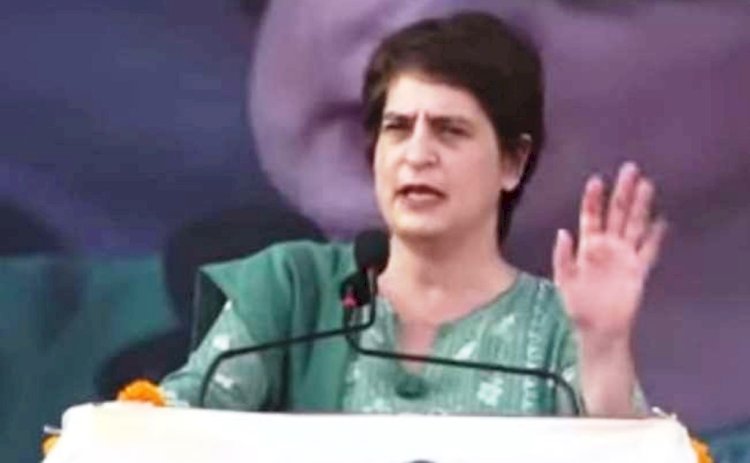 महोबा में उमड़ा जनसैलाब, प्रियंका गाँधी ने कहीं ये बड़ी बातें, देखिये यहाँ