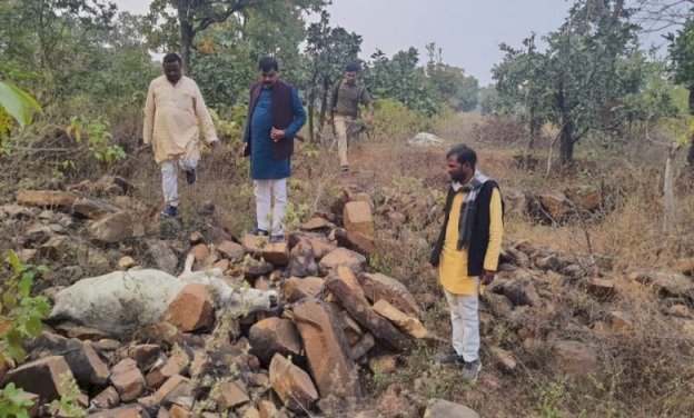 आधा सैकड़ा गायों को जिंदा दफन करने पर, हिंदू संगठनों में उबाल