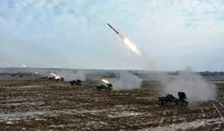 यूक्रेन की चौखट पर रूसी सैनिक, दूसरे दिन भी जारी ताबड़तोड़ गोलीबारी