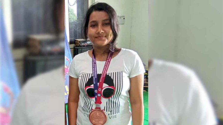 किसान की बेटी ने कराटे प्रतियोगिता में कांस्य पदक जीतकर बुंदेलखंड का गौरव बढ़ाया