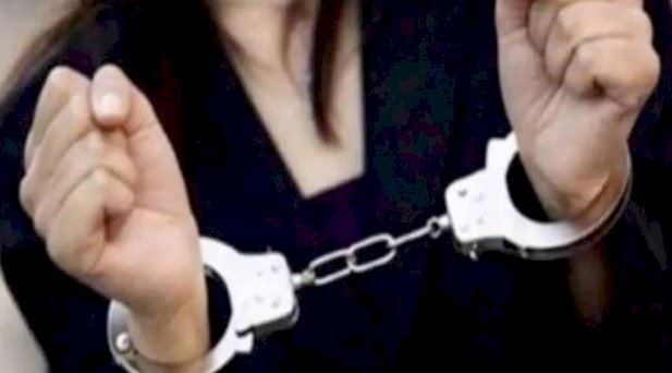 पडोसी के घर में अंडे का छिलका व मांस का टुकड़ा फेंकने वाली मुस्लिम महिला गिरफ्तार