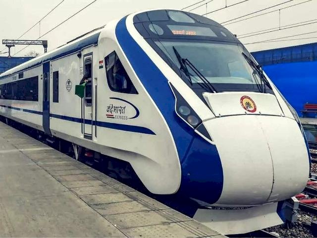 दिल्ली से झांसी होते हुए बांदा, चित्रकूट, प्रयागराज तक वंदे भारत एक्सप्रेस ट्रेन चलाये जाने की मांग