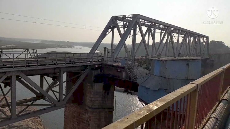 प्रेम प्रसंग के चलते केन नदी के रेलवे ब्रिज से इस छात्र ने लगाई छलांग