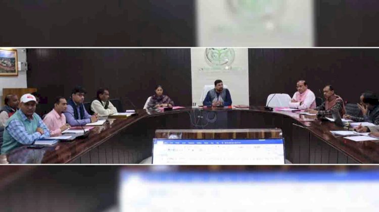 चित्रकूट : स्वास्थ्य समिति शासी निकाय की बैठक में की समीक्षा
